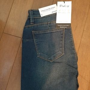 Push up jeggings sz 6
